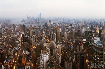 上海自貿區驅動房地產市場躍升，三年內均價突破四萬大關